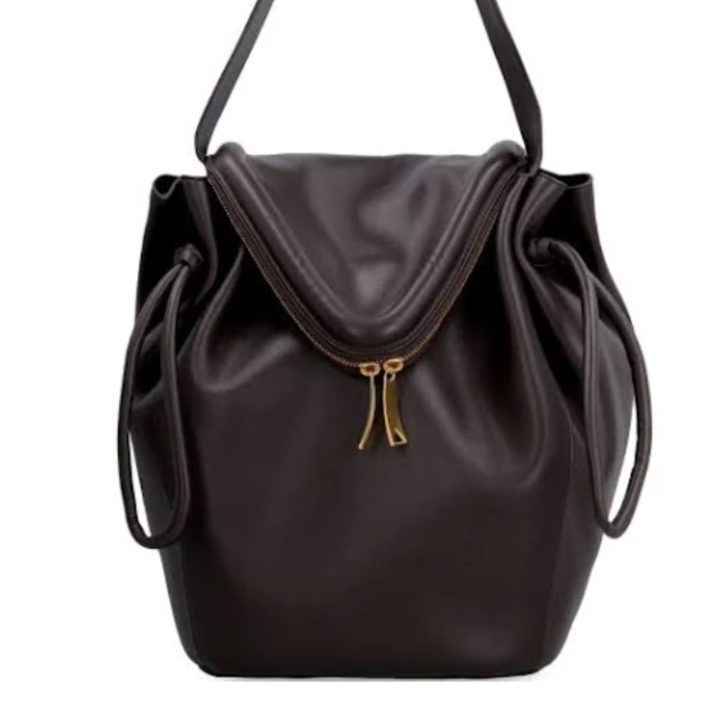 Bottega Veneta Beak Shoulder Bag Rich Brown BOT181409 Leather
